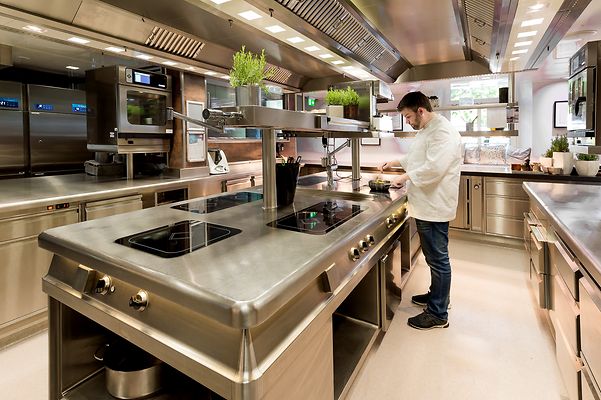 Gastronomy kitchen with MKN combi steamer with cooking program