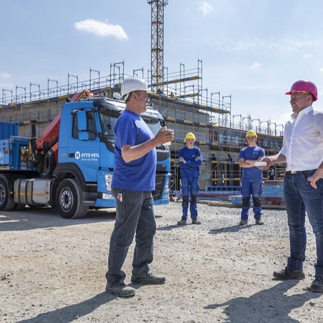 2fd5febc-be2e-4504-ba99-776e196eb64c